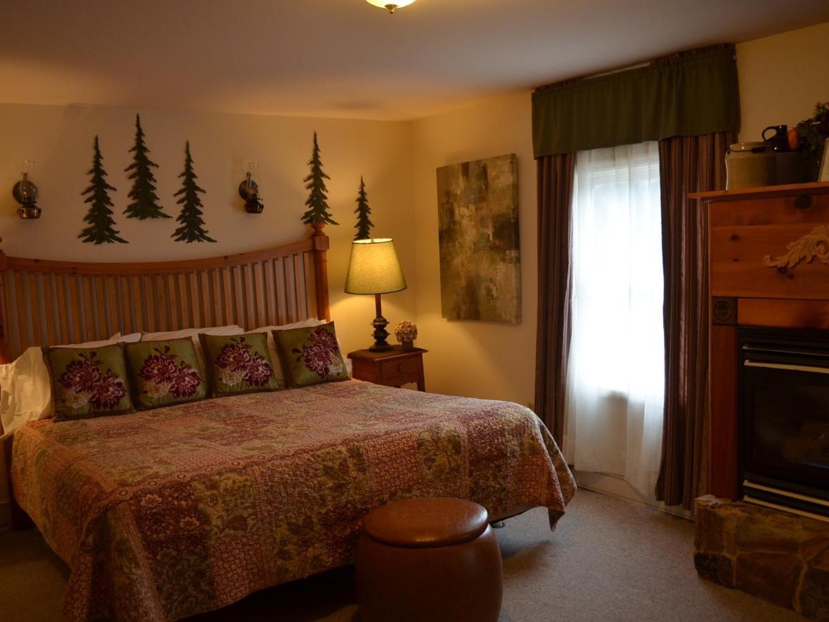 The Bavarian Manor Hotel Purling Exterior photo